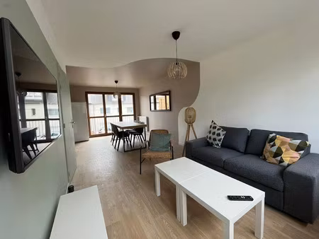 location meublée appartement 1 pièce 23 m² à rennes (35000)  577 €
