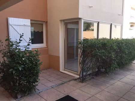 location appartement 2 pièces 28 m² à la seyne-sur-mer (83500)  621 €