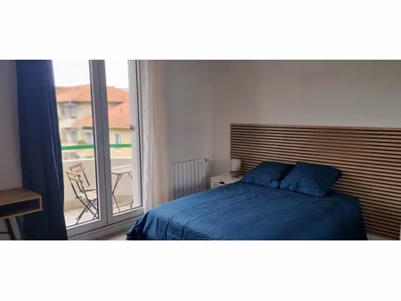 location meublée appartement 1 pièce 90 m² à villeurbanne (69100)  645 €