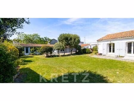 maison en bord de mer avec jardin ars-en-ré (17)