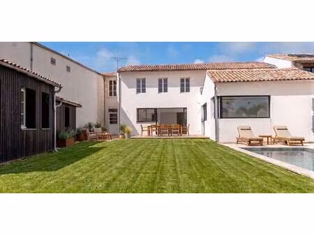 maison avec piscine et terrasse la flotte (17)