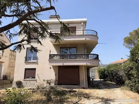 studio 1 pièce 38 m²