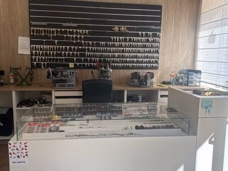 à vendre – fonds de commerce cordonnerie • serrurerie • clé minute • multiservices