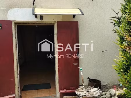 vente maison 5 pièces 114 m² à essouvert (17400)  83 000 €
