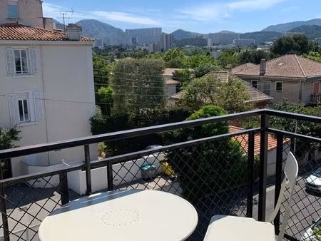 appartement traversant ave balcon