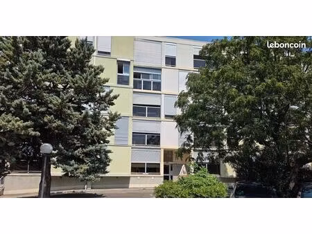 appartement 5 pièces 75 m² st loup