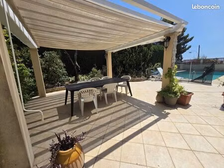 villa 6 pièces 120 m²
