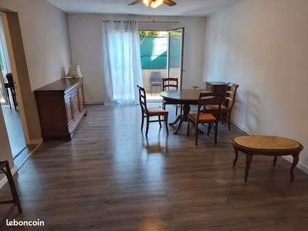 appartement t2 rez-de-jardin + box fermé