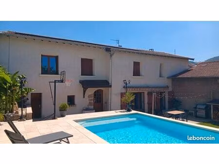 maison - 6 pièces - 184m²