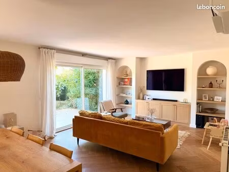 le cannet – quartier des mimosas – maison 4 pièces rénovée avec jardin et garage