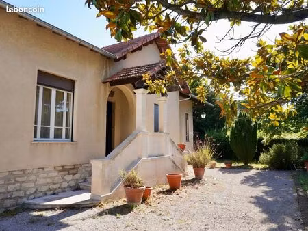 salle de soins médicale à louer — cabinet haut de gamme — saint-rémy-de-provence