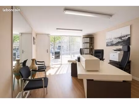 bureaux 126 m²