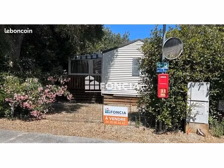 mobil home sur parcelle 150m2 - domaine avec piscine et accueil - grimaud