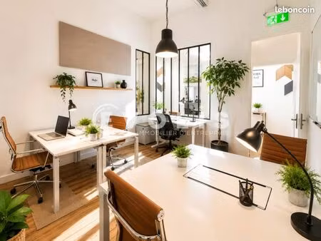 bureau 28 m²