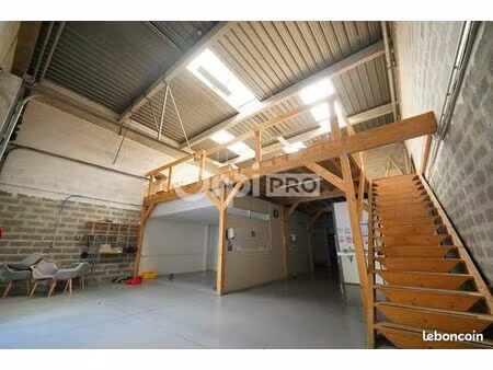 local d'activité 188 m²