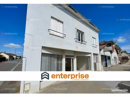 local commercial 65 m²