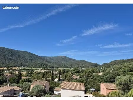 joli terrain constructible signes