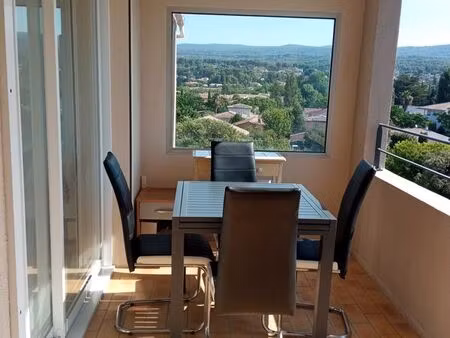 vends appartement t3