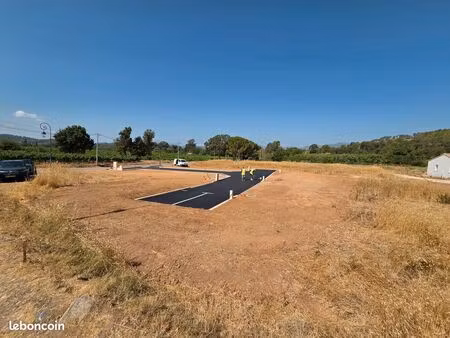 terrain constructible pierrefeu libre constructeur