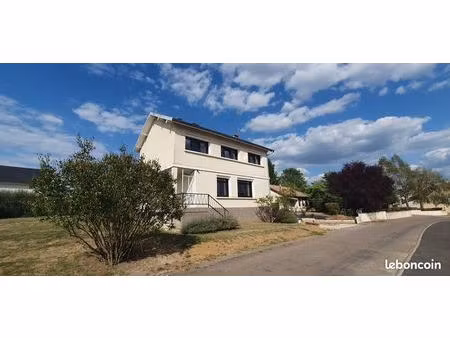?​maison de campagne 7 pièces de 92 m²?​ (vends ou échange)