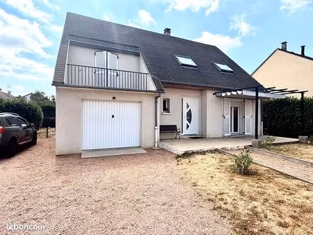 pavillon 4 pièces 109 m²