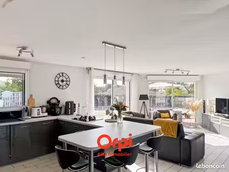 maison 4 pièces 133 m²