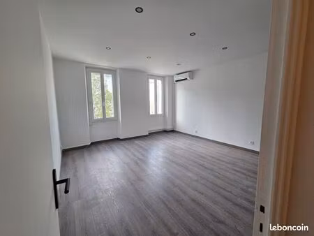 t3 64 m2 la garde centre ville
