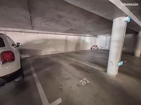 parking aubenas