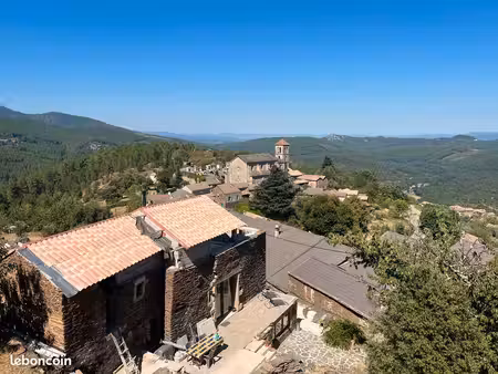 maison en pierre avec terrain 3 000m2