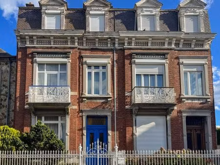maison 7 pièces 164 m²
