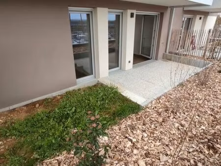 appartement 2 pièces rdc + jardin à bruyères le châtel