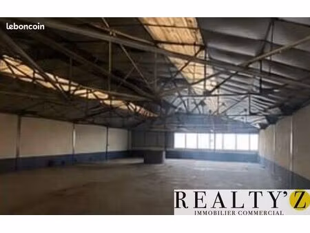 local commercial 3 579 m²