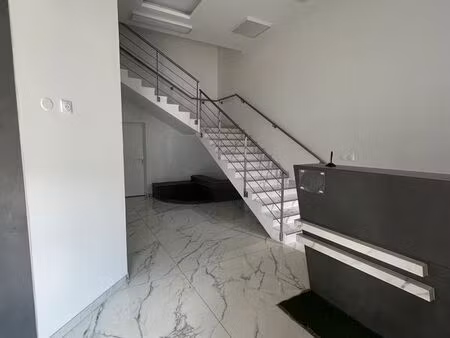 local d'activités / bureaux 609 m² – lisses (91) – reprise de bail sans frais