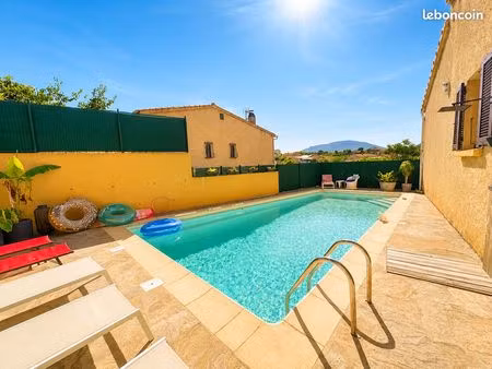superbe villa de près de 200 m² avec piscine  6 chambres  deux appartements indépendants  