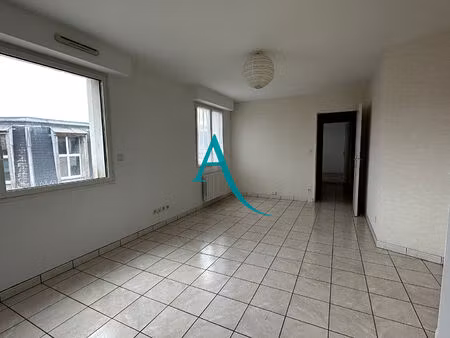 location appartement 2 pièces  44.46m²  le havre