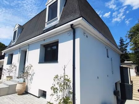 pavillon 5 pièces 151 m²