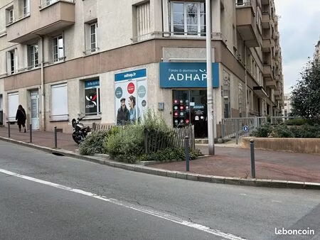 local commercial issy les moulineaux