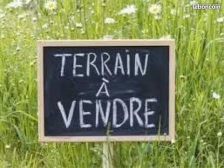 terrain à bâtir – quartier butte pinson – 660 m²