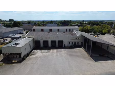vente commerce 2174 m² marmande (47200)