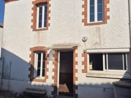 vente maison à l'herbergement (85260) : à vendre / 104m² l'herbergement