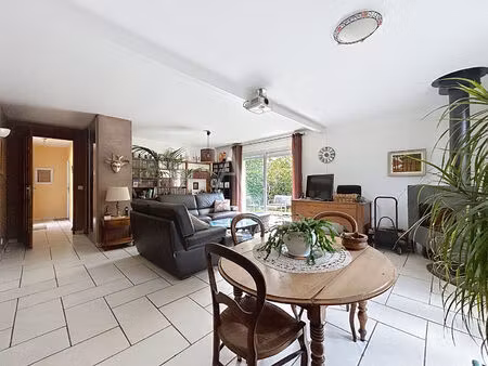 vente maison 7 pièces  127.00m²  melun