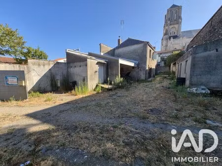 maison à saint-étienne-du-bois (85670)