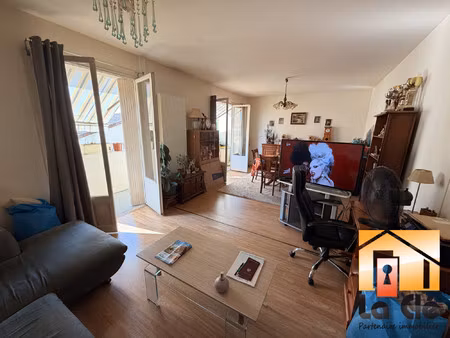 vente appartement t3 balcon  garage et cave