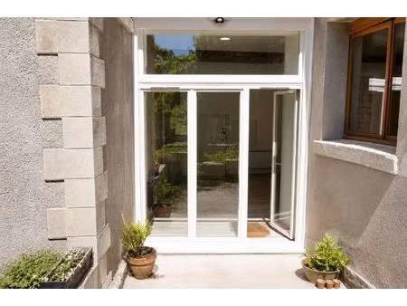 beau et vaste appartement