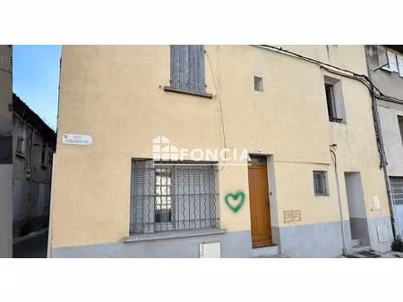 exclusivite carpentras centre-ville – immeuble de rapport de 250 m² avec 3 appartements lo