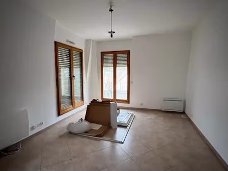 location appartement 3 pièces 53.02 m² à montfermeil (93370)  900 €