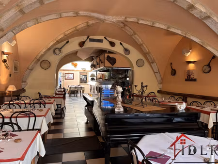fonds de commerce restaurant 202 m2+ terrasse 88 couverts