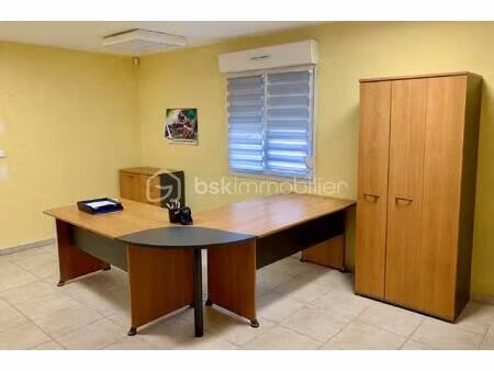 bureau de 30 m² à montier-en-der