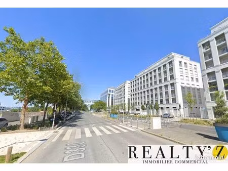 local commercial 97 m²
