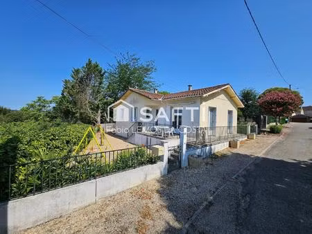 maison coeur du village dans cartier calme
